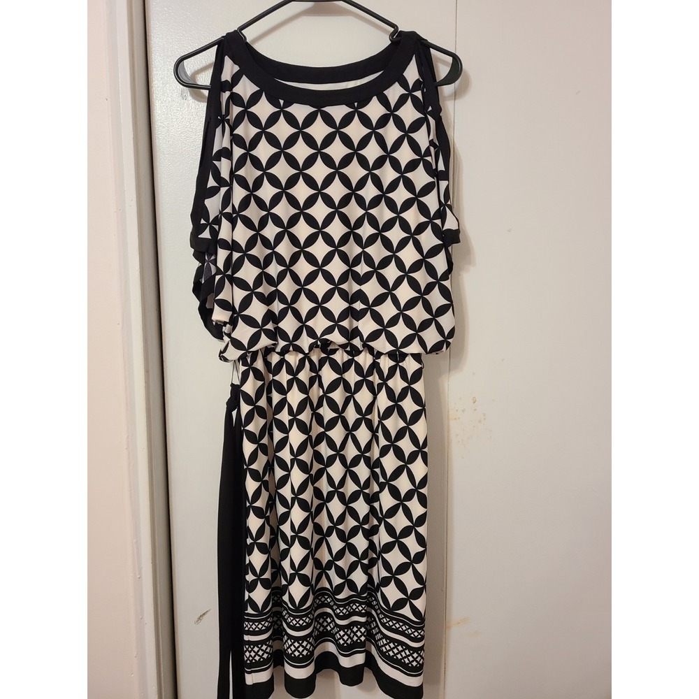 CB Established 1962 Black and White Cold Shoulder Dress. Size 8